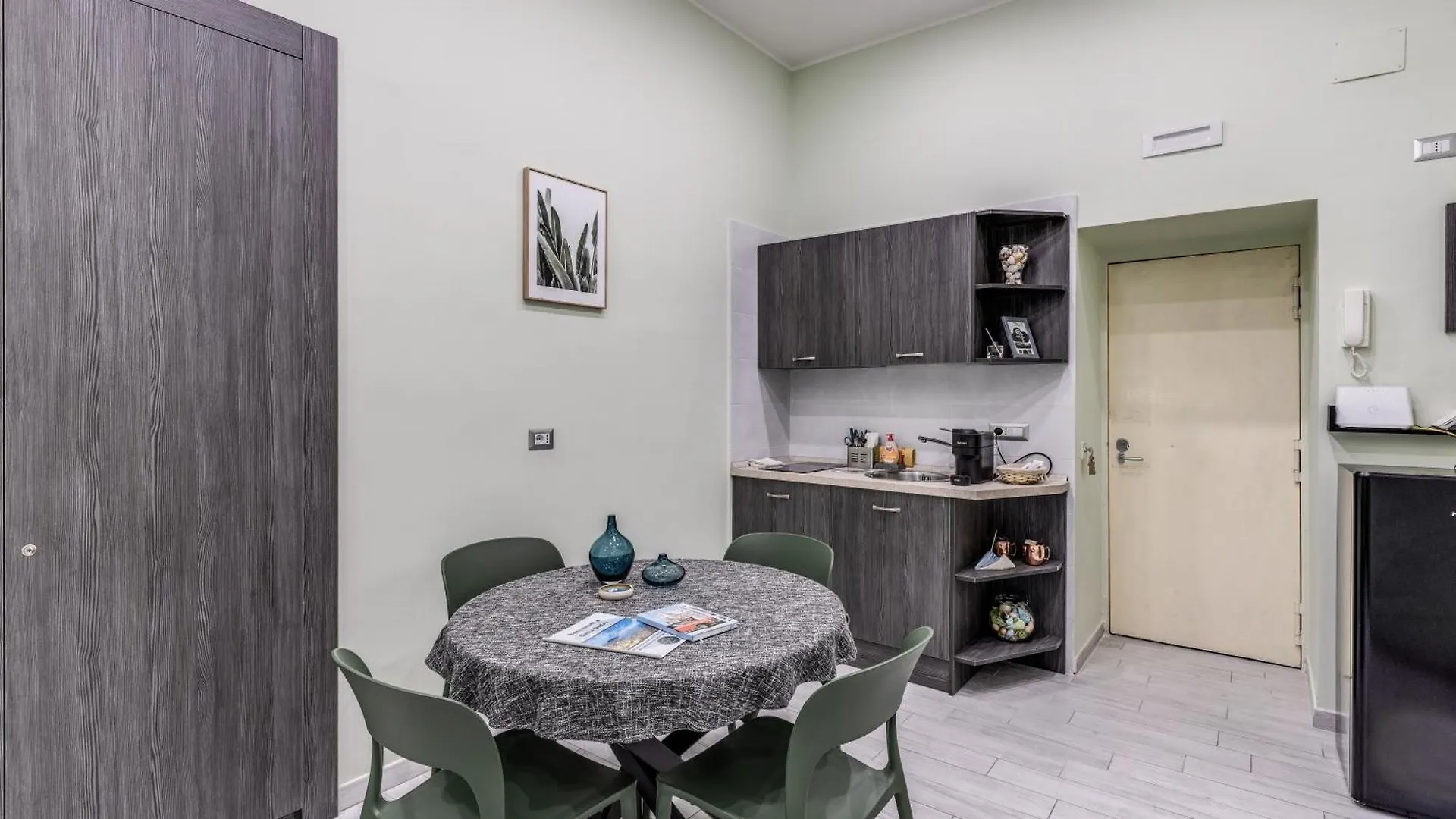 Casa Dalu Apartment Naples Italy